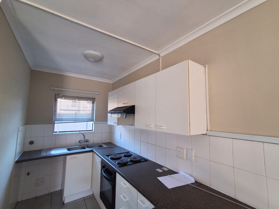 To Let 2 Bedroom Property for Rent in Ferndale Western Cape